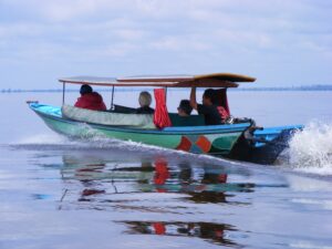 mahakam river tour