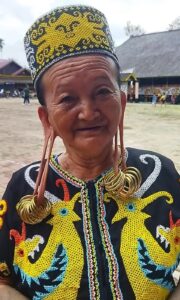 long ear dayak & pampang culture village